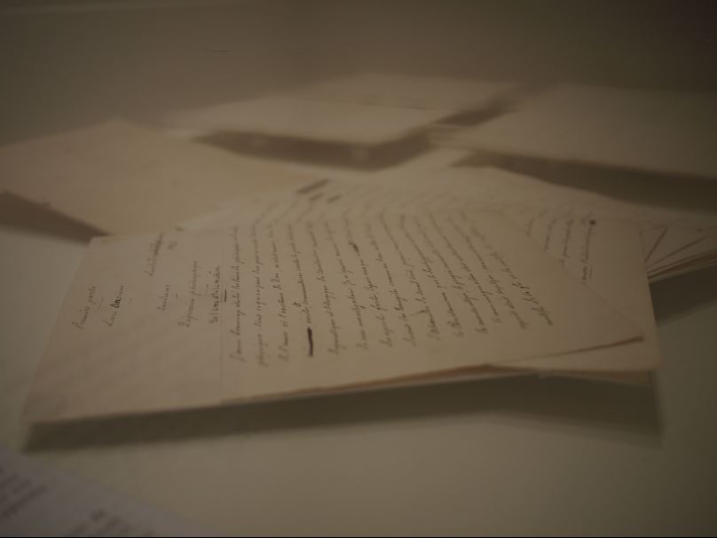 Accrochage MOT Manuscrits